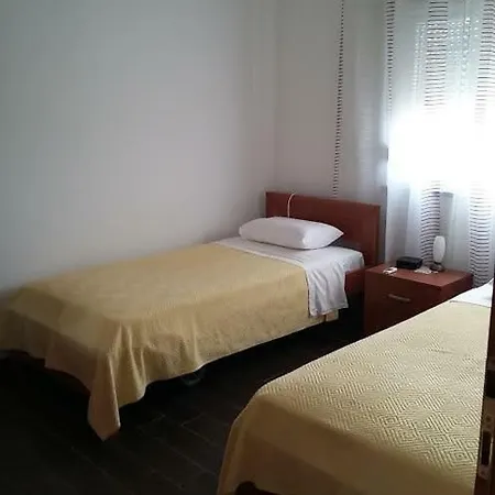 Guest house Island Gold 3*
