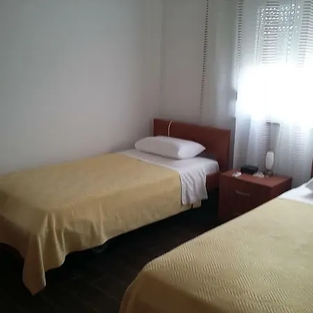 Island Gold Guest house 3*