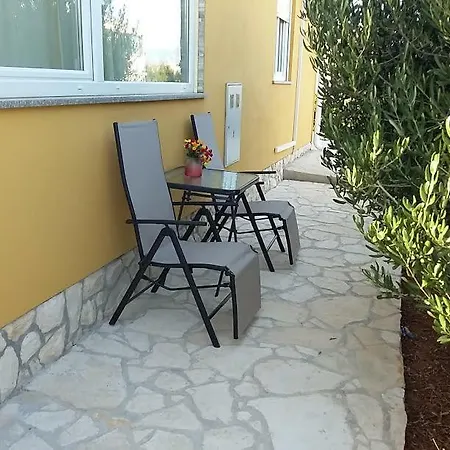 Island Gold Guest house